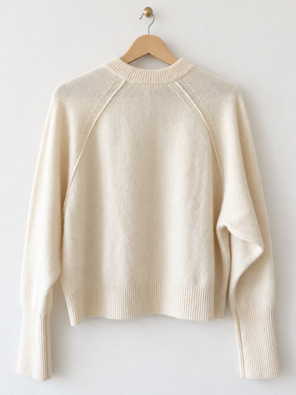 Babaton 100% Cashmere Luxe Crewneck Sweater Birch M - Picture 4 of 12